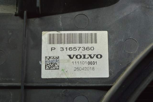 VOLVO 31410895 Радиатор охлаждения двигателя в наличии Винница