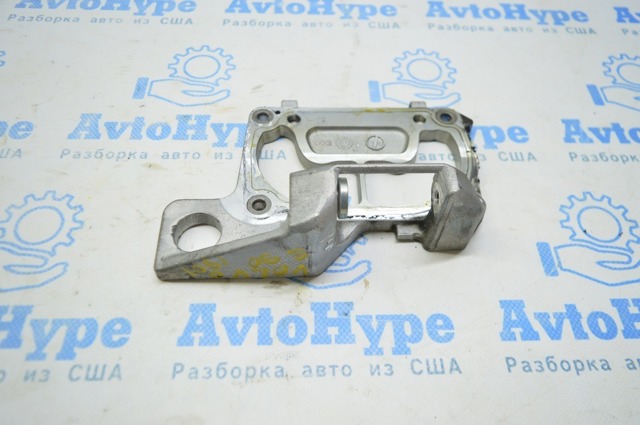 31459809 VOLVO Кронштейн компрессора наддува двигателя купить в Киев