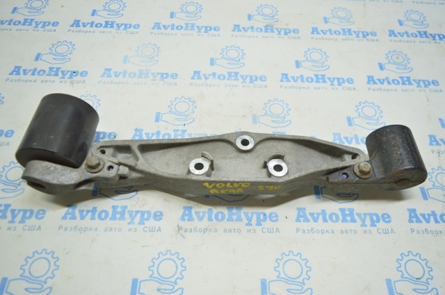 31492866 VOLVO Кронштейн (траверса) заднего редуктора задняя купить в Харьков