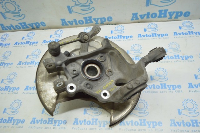VOLVO 31658530 Цапфа задняя правая в наличии Житомир