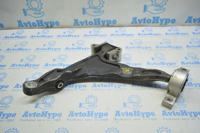 32298147 VOLVO Рычаг передней подвески нижний левый купить в Чернигов