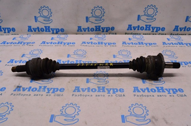 Полуось задняя, правая 33207598038 BMW