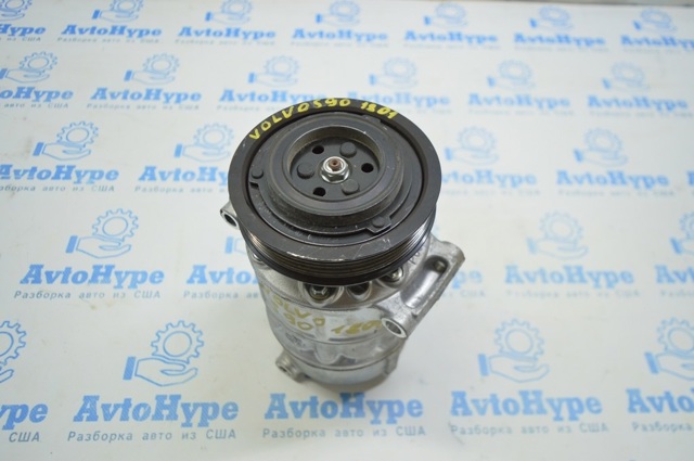 VOLVO 36011277 Компрессор кондиционера в наличии Житомир