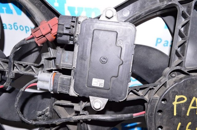 Левая полуось 391015DC0C NISSAN