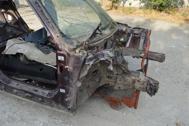 Правый передний лонжерон 41007386988 BMW