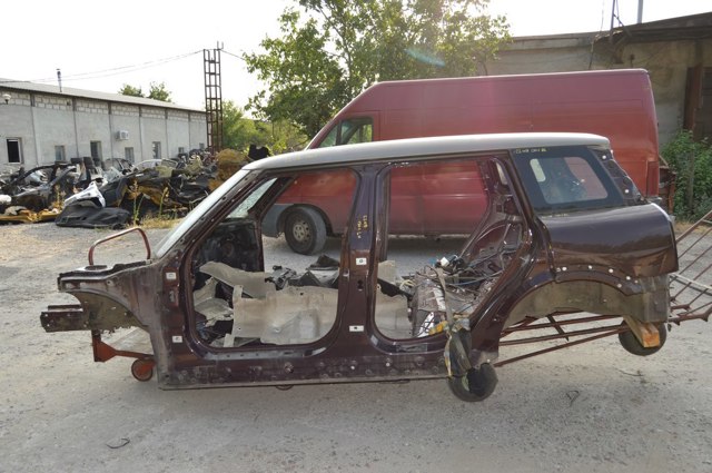 Боковина кузова в сборе 41007430869 BMW
