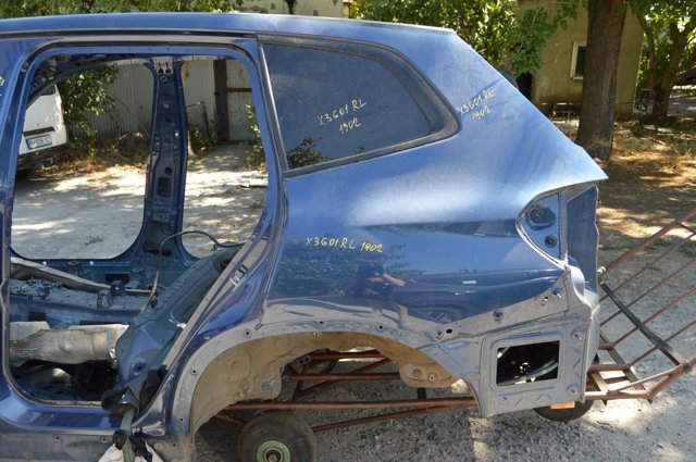 Боковая часть задняя левая 41007494011 BMW