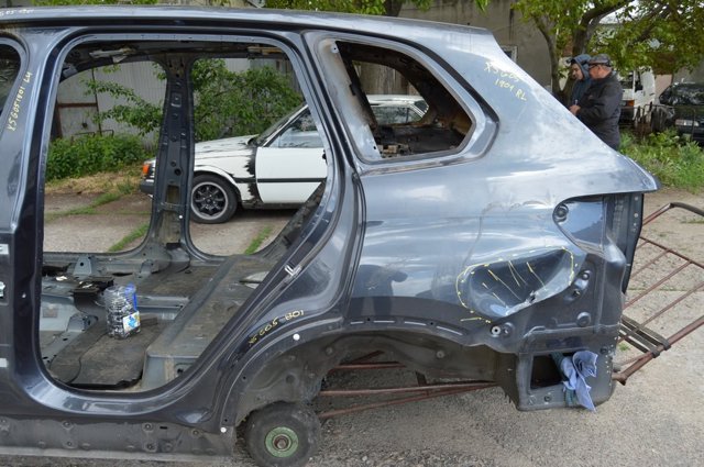 Крыло заднее 41007955005 BMW