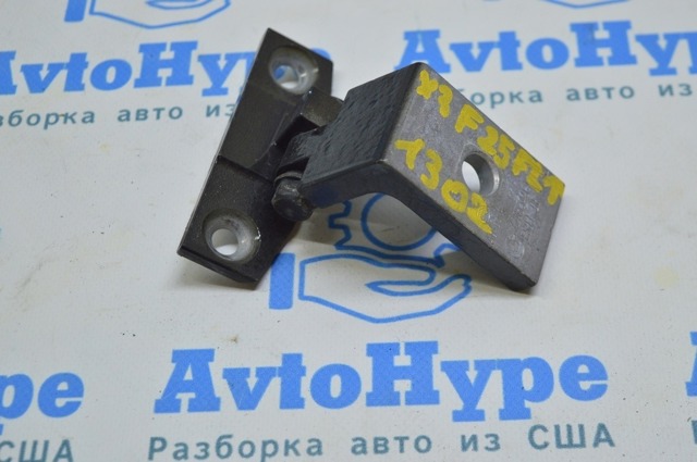 Навеска двери водителя (петли) 41517205551 BMW