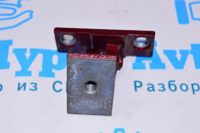 Петля задней левой двери 41527200243 BMW