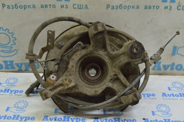 Цапфа - поворотный кулак задний, левый 4230548031 TOYOTA