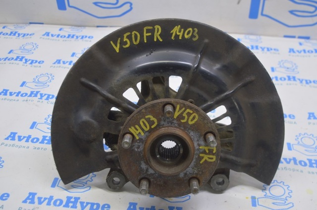 Ось передняя и поворотные кулаки 4321106240 TOYOTA