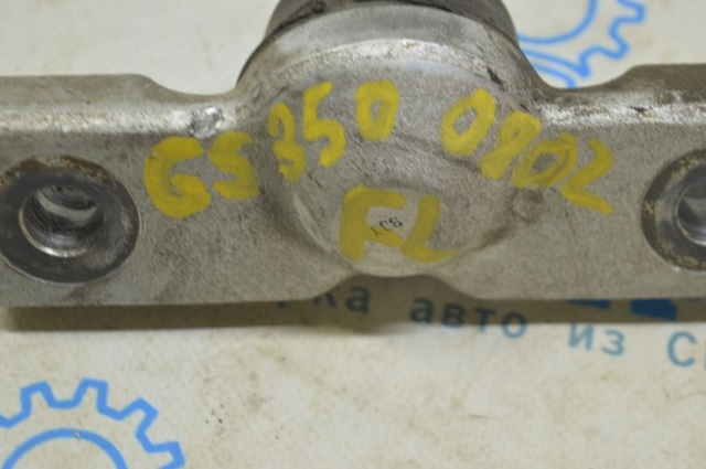 TOYOTA 4333039635 Нижняя шаровая опора в наличии Ровно