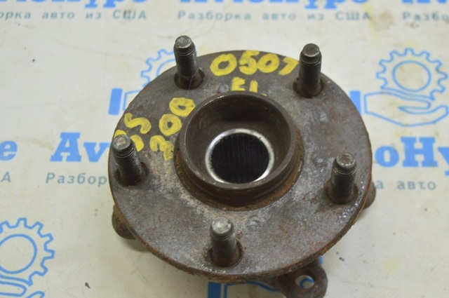 Ступицы передних колес 4356030030 TOYOTA