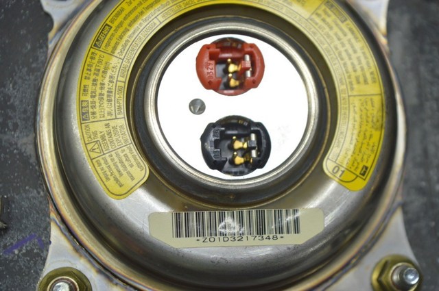 TOYOTA 4513048110E0 Подушка безопасности (AIRBAG) водительская в наличии Днепр