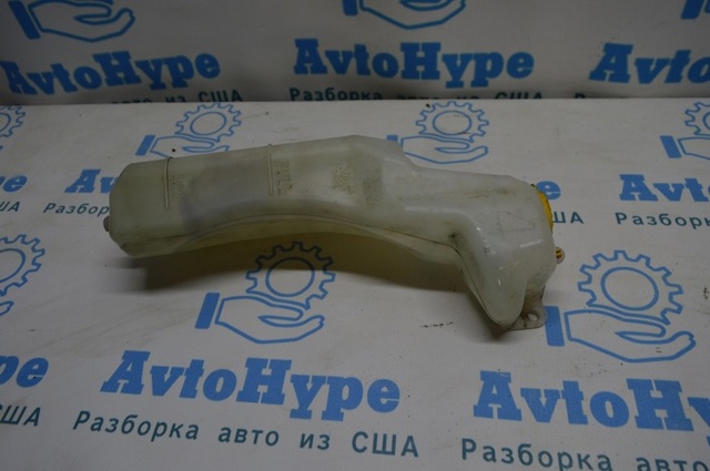 Расширительный бачок 45150SG001 SUBARU