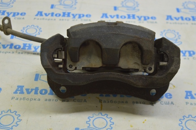 TOYOTA 4773048170 Суппорт тормозной передний правый в наличии Николаев