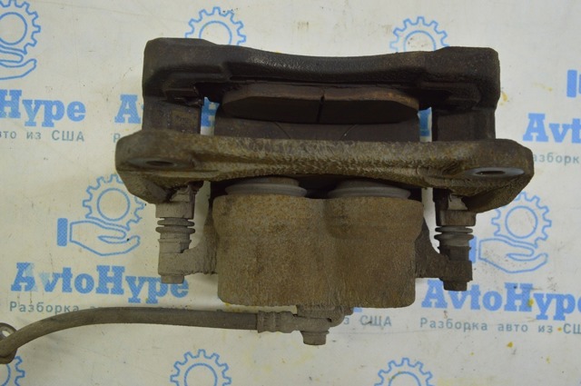 4773048170 TOYOTA Суппорт тормозной передний правый купить в Ирпень