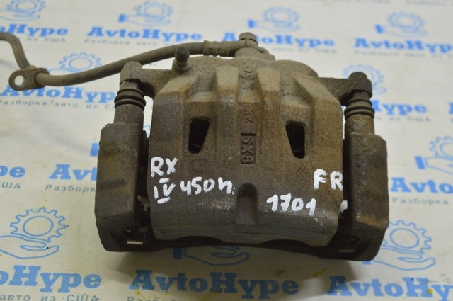 Суппорт тормозной передний правый 4773048170 TOYOTA