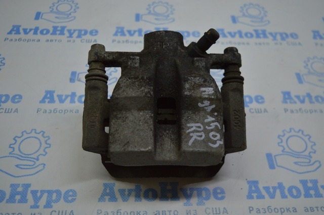 Тормозной суппорт правый задний 478300E070 TOYOTA