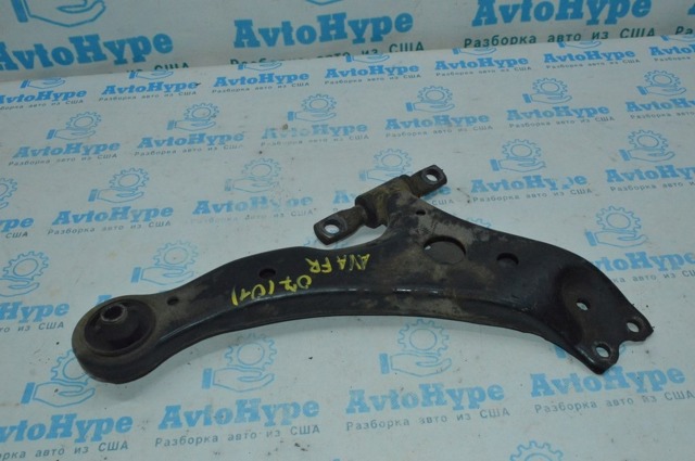 Передний нижний рычаг 4806806100 TOYOTA
