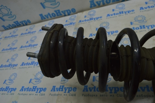 TOYOTA 4854049215 Амортизатор задний левый в наличии Ужгород