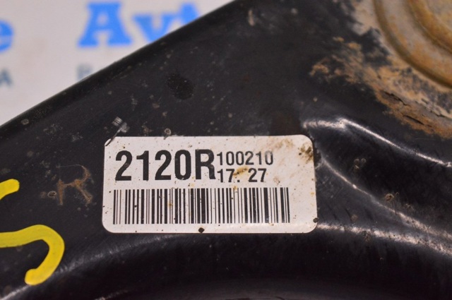 486100C010 TOYOTA Рычаг передней подвески верхний правый купить в Полтава