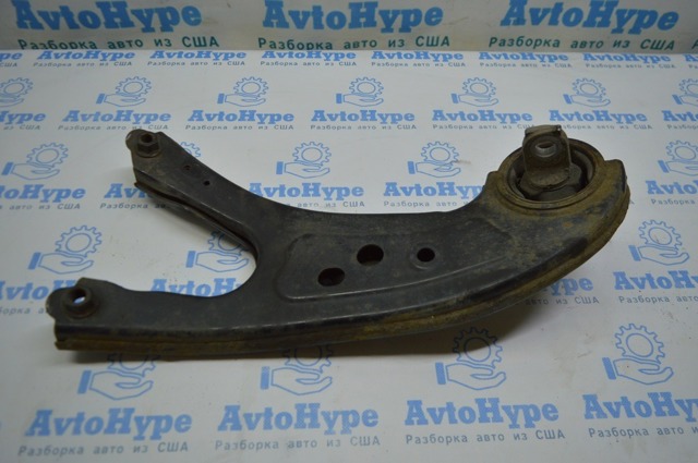Рычаг/тяга задней подвески продольный нижний, правый 487600E050 TOYOTA