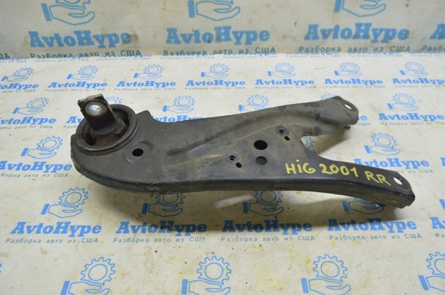 Рычаг/тяга задней подвески продольный нижний, правый 487600E080 TOYOTA