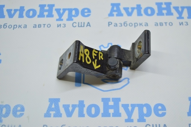 Петля передней двери правая 4H0831402 VAG
