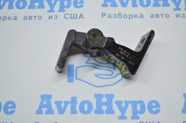 VAG 4H0831402 Петля двери передней правой в наличии Харьков