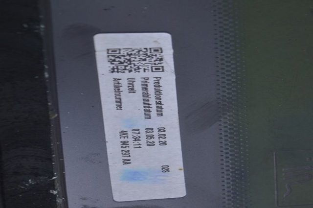 Стекло багажного отсека, левое 4KE845297ENVB VAG