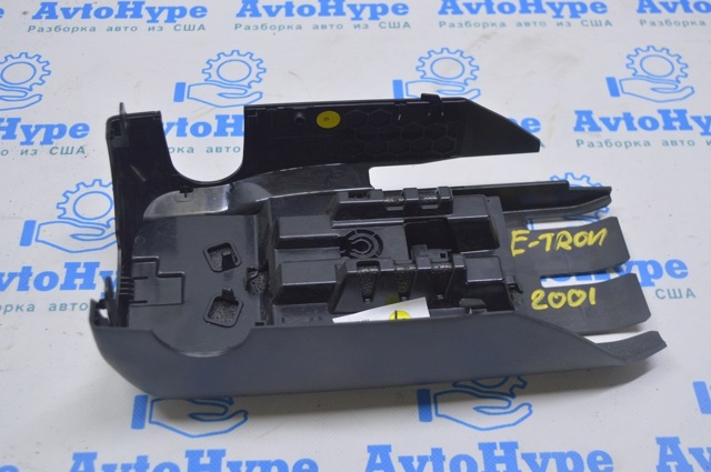 4KE9534916PS Накладка рулевой колонки купить Киев
