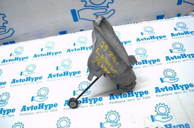 Кронштейн подушки (опоры) двигателя, левой 4M0199307CB VAG