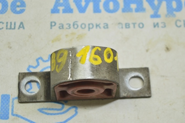 4M0253099 VAG Кронштейн приемной трубы глушителя купить в Ужгород