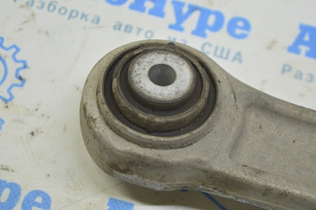 4M0407151H Рычаг передней подвески нижний левый купить Чернигов