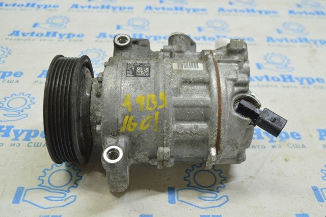 Компрессор системы кондиционирования 4M0820803 VAG
