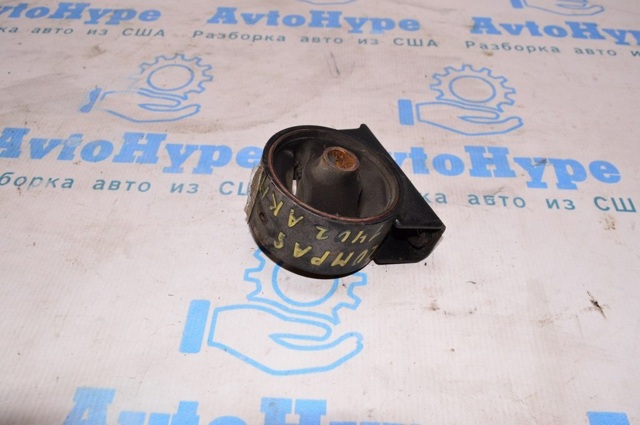 Подушка (опора) двигателя, передняя 5105494AD CHRYSLER