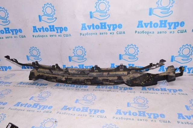Решетка бампера переднего центральная 51117279703 BMW