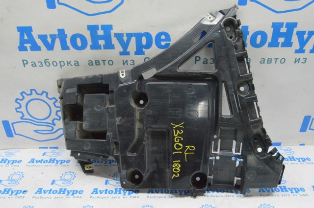 Направляющая заднего бампера, левая 51127400667 BMW