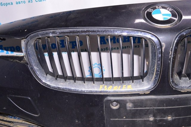 Решетка радиатора правая 51137260498 BMW