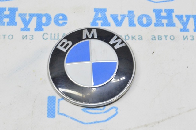 Фирменный значек на багажник 51147499154 BMW