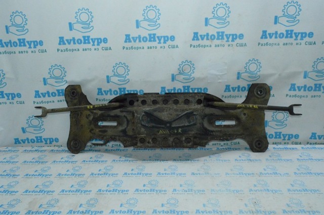 Ось задняя дополнительная 5120606100 TOYOTA
