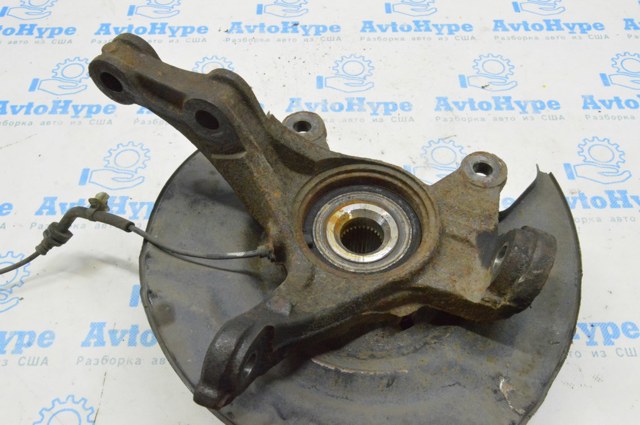 Цапфа (поворотный кулак) передний левый 51216SWAA00 HONDA