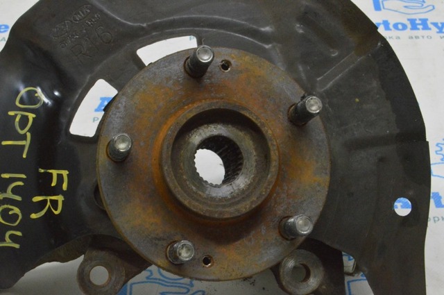 HYUNDAI 517163S110 Цапфа (поворотный кулак) передний правый в наличии Киев