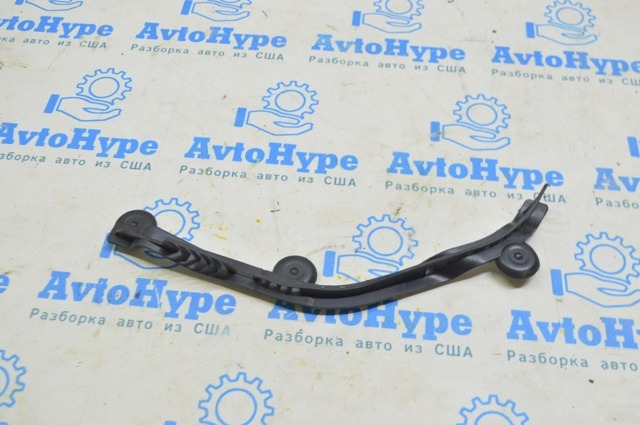 BMW 51717402082 Уплотнитель капота в наличии Винница