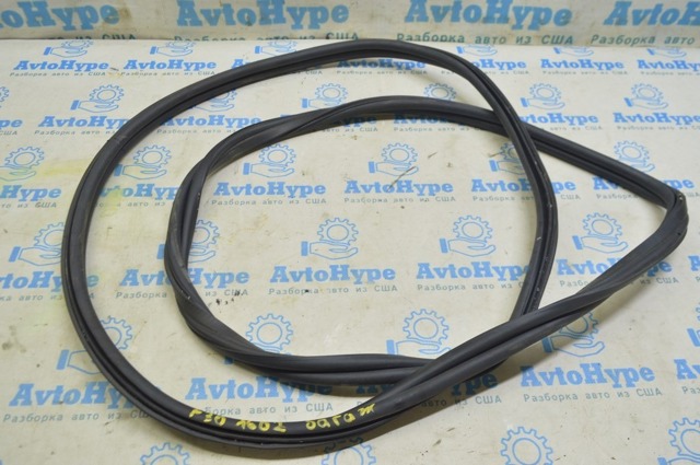 51767292307 BMW Уплотнитель крышки багажника купить в Хмельницкий
