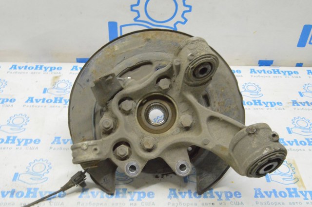 Цапфа - поворотный кулак задний, левый 52215SWAA00 HONDA