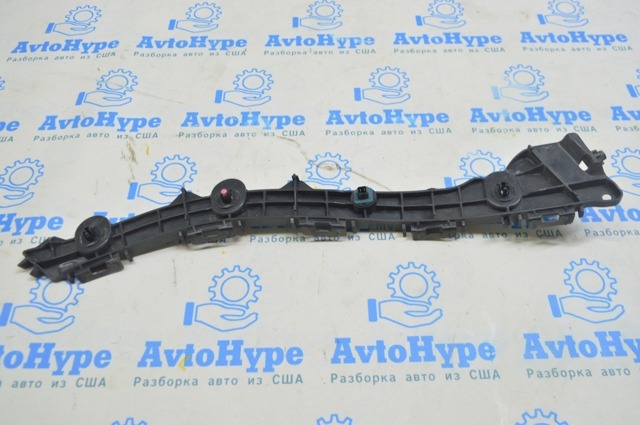 Кронштейн бампера заднего, внешний правый 5257548050 TOYOTA
