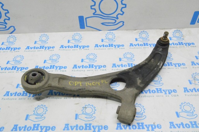 Нижний правый рычаг передней подвески 545004R000 HYUNDAI